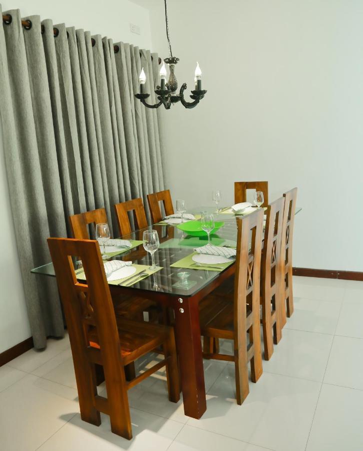 Kandyan Fo Rest Exterior foto