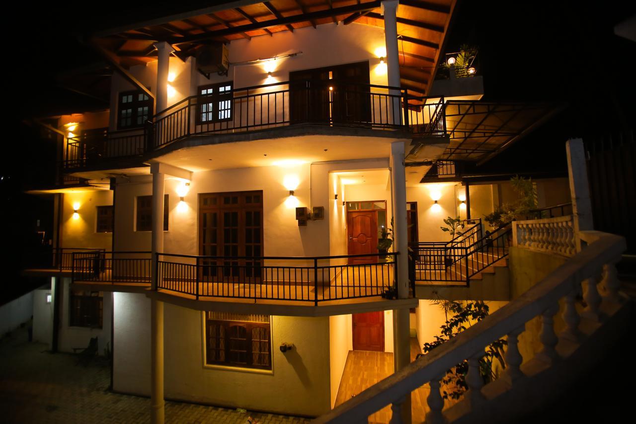 Kandyan Fo Rest Exterior foto